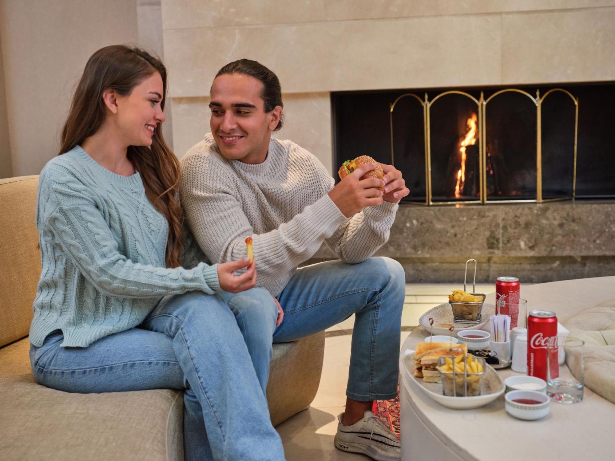 Qafqaz Riverside Hotel Gabala Eksteriør bilde A couple enjoying a relaxing moment at the spa